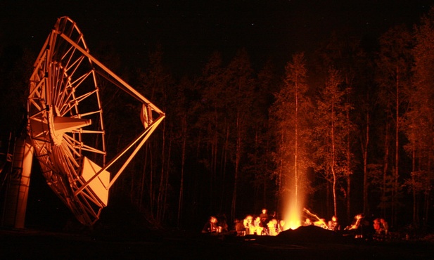 Radioteleskop RT9 w Rzepienniku