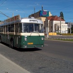 Zabytkowe pojazdy na gdyńskich ulicach