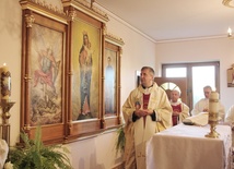Ks. generał Krzysztof Radzik poświęcił nowy tryptyk z wizerunkiem św. Michała Archanioła