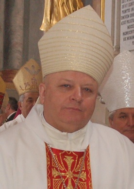 Bp Józef Wróbel