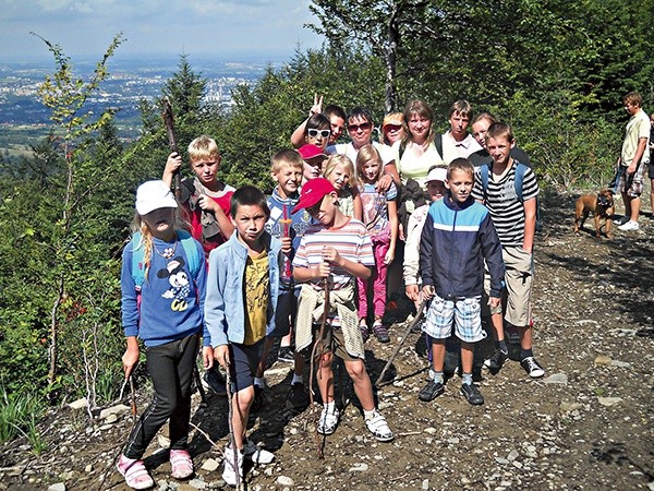 W drodze na Magurkę Wilkowicką w czasie ostatnich wakacji