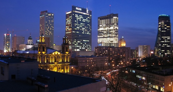 Warszawa: wielka dziura w wielkim mieście