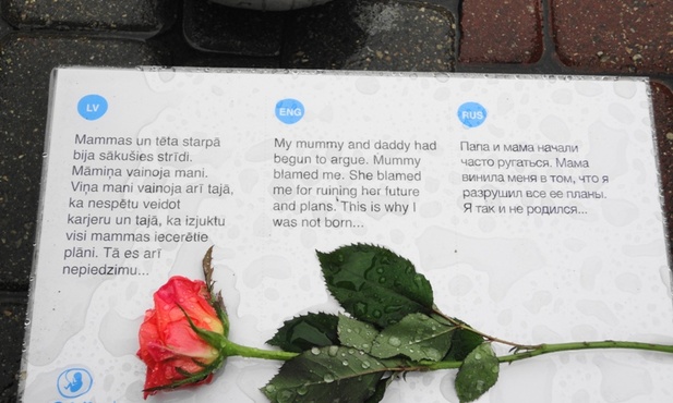 Pomnik dzieci nienarodzonych w Rydze