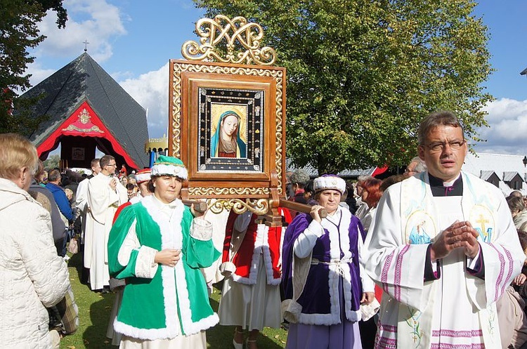 Pielgrzymka Różańcowa w Rokitnie