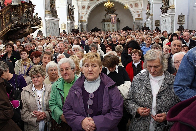 Bardo – pielgrzymka Róż Różańcowych