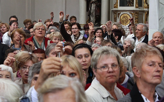 Bardo – pielgrzymka Róż Różańcowych