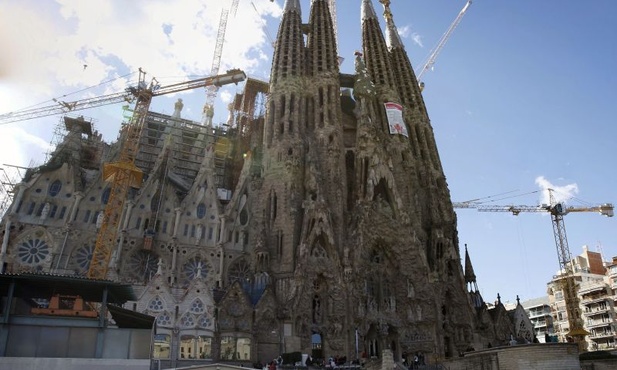 Jest termin ukończenia Sagrada Familia