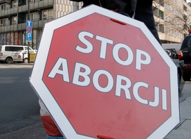 CBOS: Rośnie sprzeciw wobec aborcji