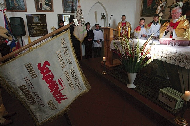 Ludzie pracy mówią, że przychodzą tutaj, ponieważ przesłanie bł. ks. Jerzego jest nadal aktualne