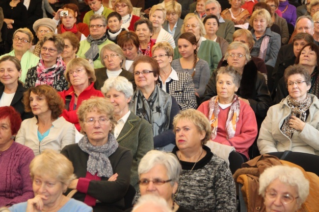 Uniwersytet Trzeciego Wieku w PWT zainaugurował rok akademiecki