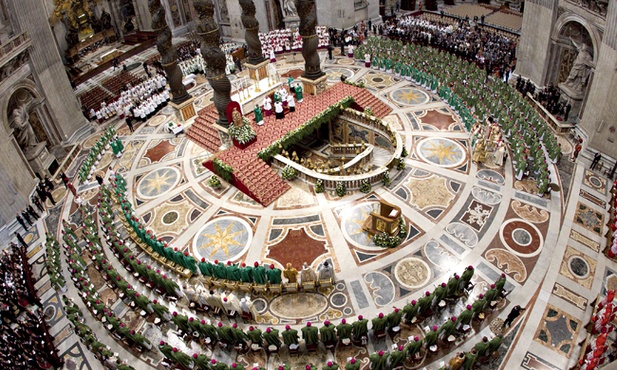 Synod Biskupów zakończyła Msza św., odprawiona w Bazylice  św. Piotra 28.10.2012 r.
