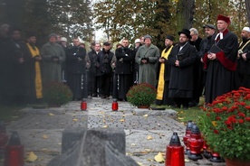 Na Cmentarzu Nieistniejących Cmentarzy