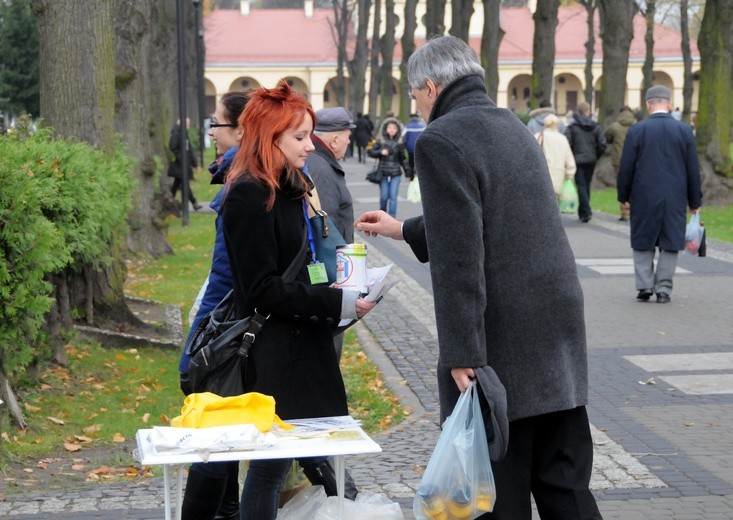 Cenne złotówki z cmentarzy