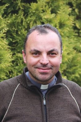 – Chcąc doświadczyć bogactwa  całego Kościoła rzymskokatolickiego, trzeba w nim chwilę pobyć –  mówi ks. Tomasz Wójcik