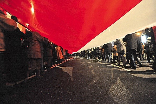 O godz. 15 z ronda Dmowskiego wyruszy „Marsz Niepodległości”