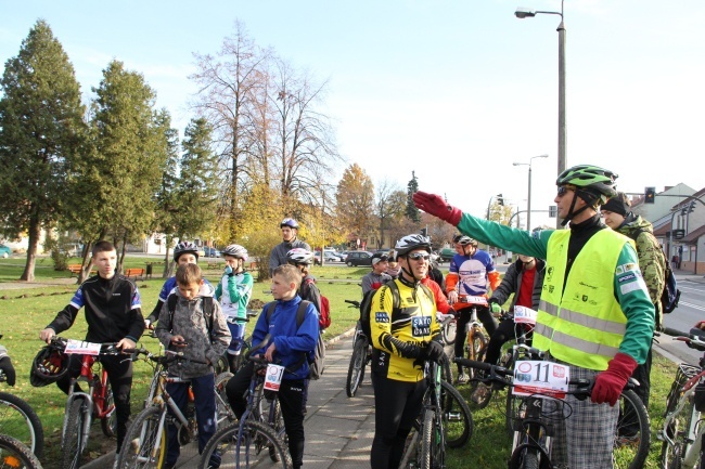 Rowerowy Rajd Niepodległości w Wojniczu