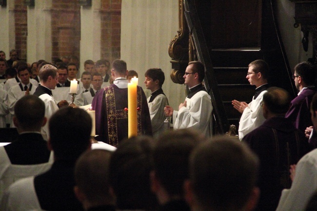 Eucharystia za zmarłych biskupów