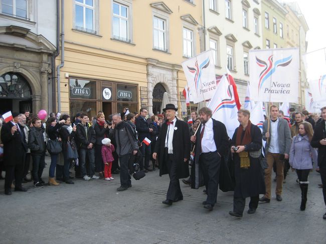 Świętowanie niepodległości na krakowskim Rynku Głównym