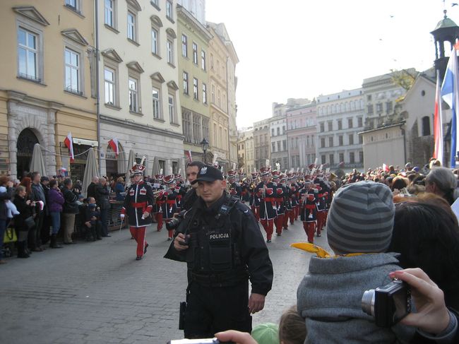 Świętowanie niepodległości na krakowskim Rynku Głównym