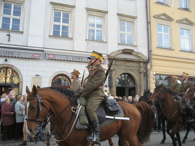 Świętowanie niepodległości na krakowskim Rynku Głównym