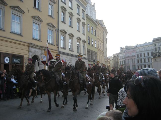 Świętowanie niepodległości na krakowskim Rynku Głównym