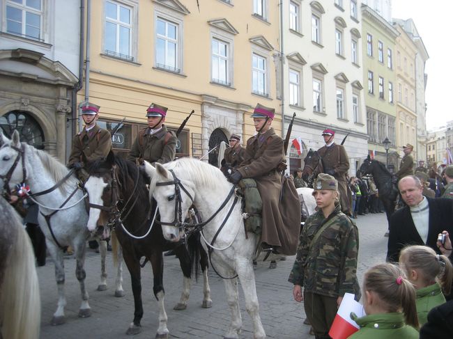 Świętowanie niepodległości na krakowskim Rynku Głównym