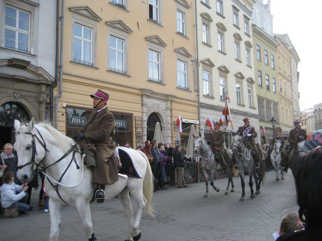 Świętowanie niepodległości na krakowskim Rynku Głównym