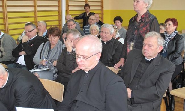 Wśród uczestników konferencji byli mieszkańcy parafii i zaproszeni goście