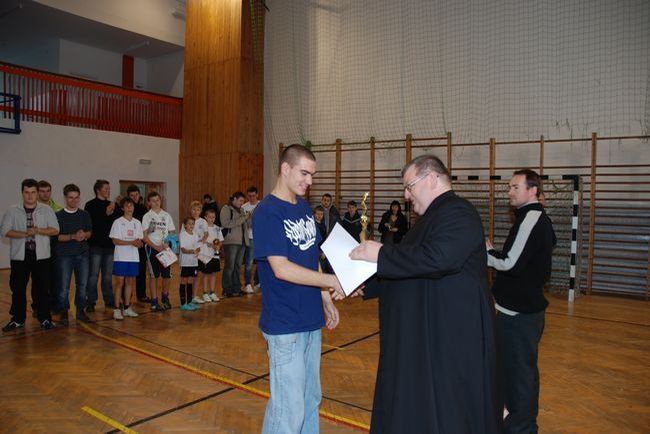 Sandomierski turniej ministrantów w Futsalu