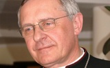Biskup Edward Dajczak o in vitro 