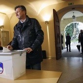 Słowenia: Borut Pahor wygrał wybory prezydenckie 