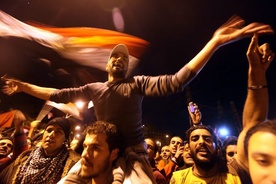Egipt: Armia ostrzega