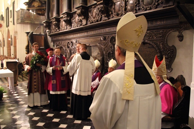 Pożegnanie bp. Kasyny w Oliwie