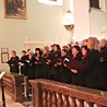  Organizator spotkania śpiewaczego – chór „Lutnia” pod dyrekcją Marii Gruchel