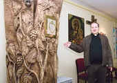  – Ukryty w lipowym tabernakulum Pan Jezus z więziennej kaplicy, działa tu cuda – mówi ks. Marcin Górski 