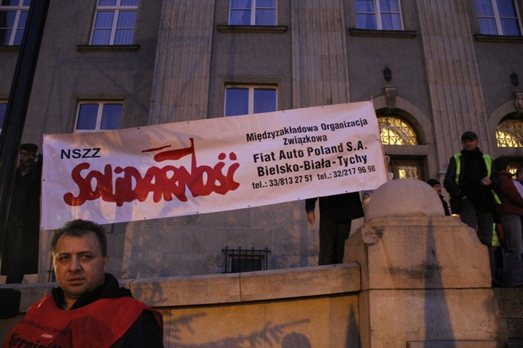 Demonstracja związkowców w Katowicach