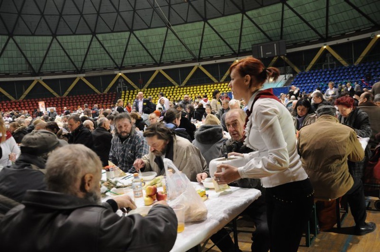 Wigilia samotnych i bezdomnych w Opolu