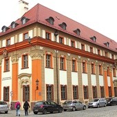  Centrum Duszpasterskie Archidiecezji Wrocławskiej przy ul. Katedralnej 4 – tutaj do sakramentu dojrzałości chrześcijańskiej będą przygotowywały się osoby powyżej 18. roku życia