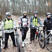  Rawa Mazowiecka, 6 stycznia. Od początku grudnia cykliści w każdą niedzielę  organizują zimowe rajdy rowerowe