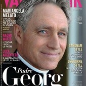 Osobisty sekretarz papieża na okładce "Vanity Fair"