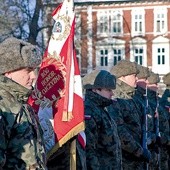 Koszalińskie uroczystości odbywały się z zachowaniem ceremoniału wojskowego