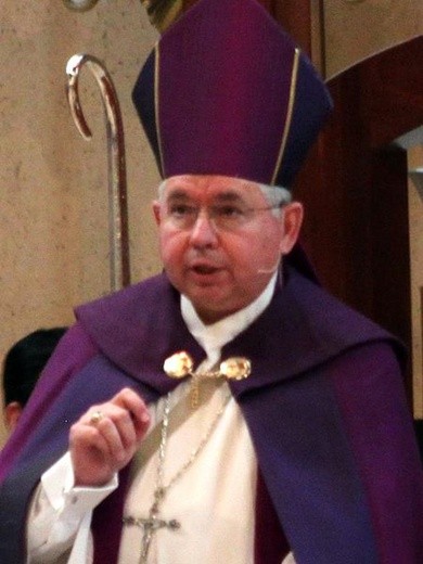 Arcybiskup zabronił przemówień kardynałowi