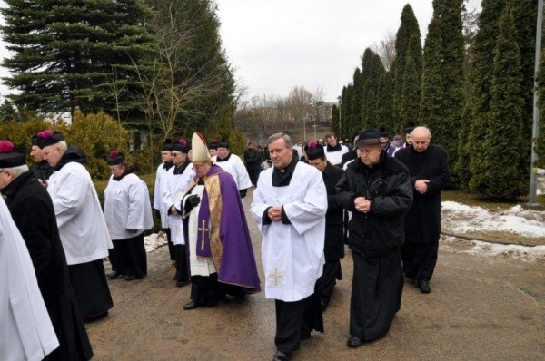 Uroczystości pogrzebowe ks. Edwarda Masewicza