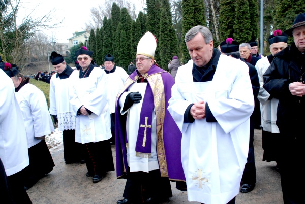 Uroczystości pogrzebowe ks. Edwarda Masewicza