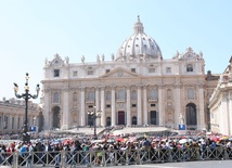 Przyłącz się do modlitwy za Kościół i papieża