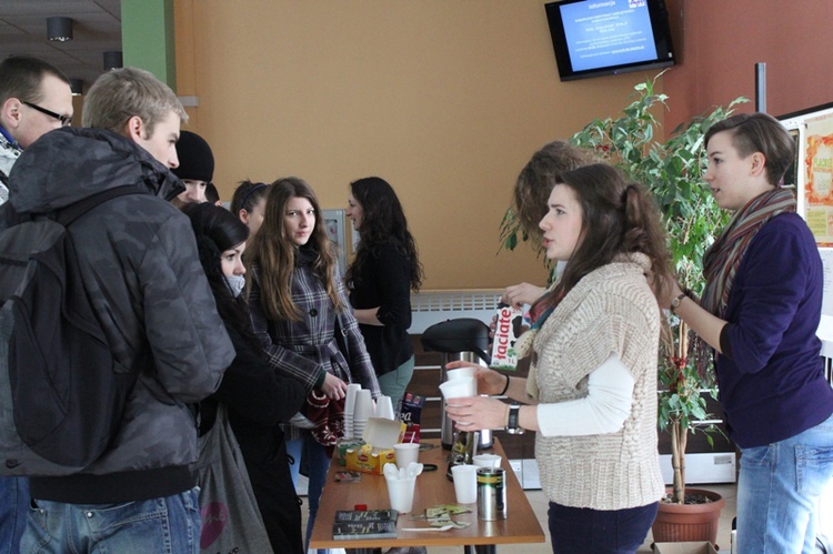 Studenci ewangelizują na ATH