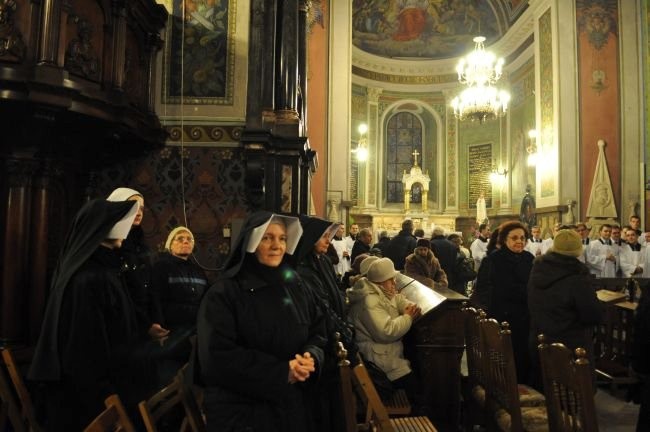 W uroczystości wzięły udział siostry ze ZMBM i innych zakonów