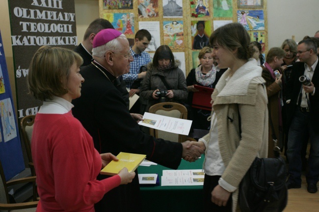 Podsumowanie olimpiad i konkursów A.D. 2013