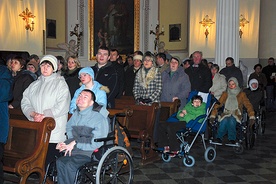  Od 25 lat w kościele św. Jakuba w Skierniewicach w trzecią niedzielę miesiąca odprawiane są Msze św. dla osób niepełnosprawnych 