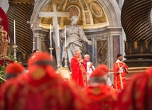 Kardynałowie modlili się o papieża